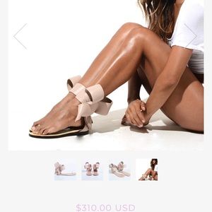 Aminah Abdul blush Bow sandal, used condition. Size 10.